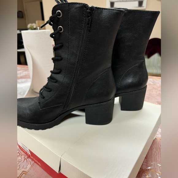 Women's Sheilaa Lace-Up Zip Lug Combat Booties, - Picture 4 of 10